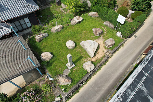 伊予国分寺塔跡の写真