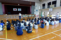 別宮小学校　出発式の写真