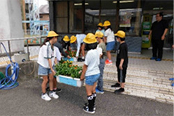 別宮小学校　出発式の写真2