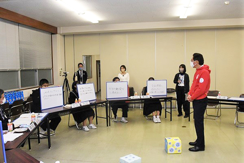 愛媛県立今治西高等学校伯方分校の写真1