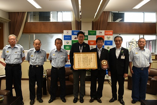 令和2年度消防団等地域活動消防庁長官表彰伝達式の写真 1