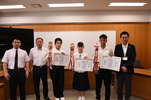 全日本少年・少女空手道選手権大会第26回オープントーナメントグランドチャンピオン決定戦報告会の写真 1
