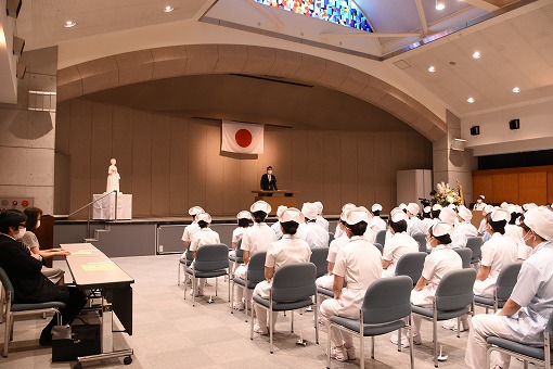 令和3年度今治看護専門学校　戴帽式の写真 1