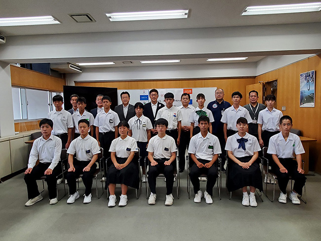 全国中学校体育大会出場選手壮行激励会の写真 1