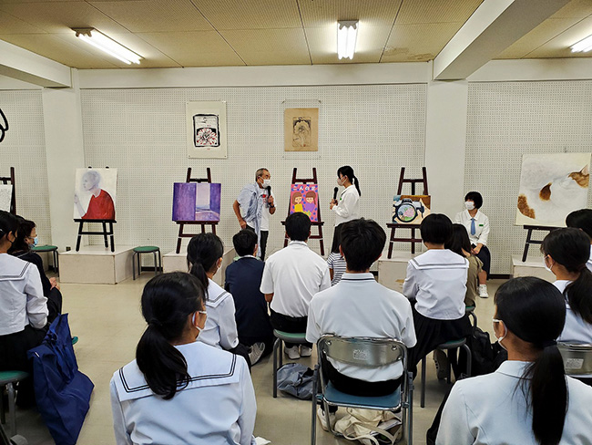 智内兄助絵画のクリニック教室の写真 1