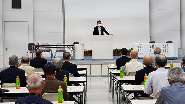 市町村職員年金者連盟総会の写真 1