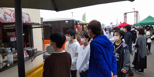 せとうちみなとマルシェオープニングセレモニーの写真 2