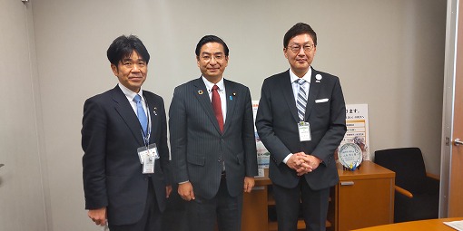 海運税制に係る国会議員訪問の写真 1