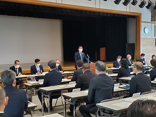 今治市小中学校校長会の写真 1