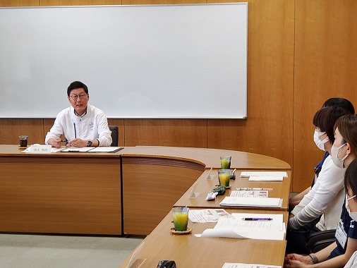保育士との意見交換会の写真 1