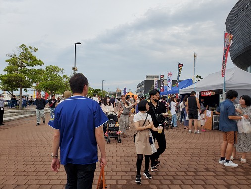 バルシェ＋土曜夜市の写真 2
