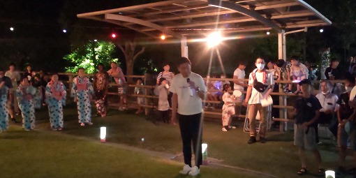 乃万地区盆踊り大会の写真 1