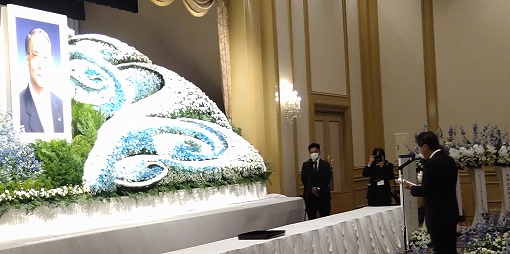 小田通人司氏お別れ会の写真 1