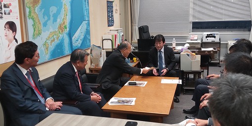 丹羽道路局長要望（自転車を活用した全国市区町村長の会）の写真 1