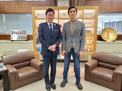 アレクサンダー・ロマノフスキー氏面会（ウクライナ出身のピアニスト）の写真 1