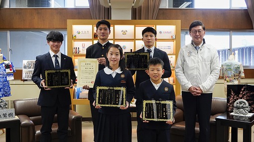 今治市スポーツ大賞・スポーツ賞表彰式の写真 1
