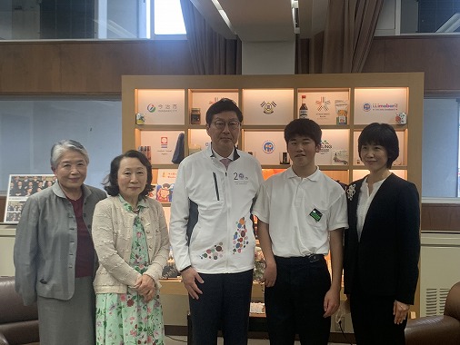 河野信幸さんピアノ銀賞報告の写真 1
