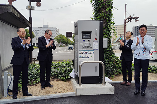 電気自動車用急速充電スタンドお披露目式の写真 1