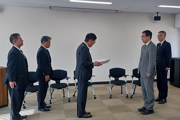 今治市への大学入学共通テスト試験場設置に関する要望の写真 1
