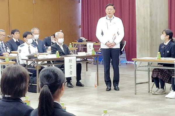 令和6年度今治地区高校生の交通安全会議の写真 1