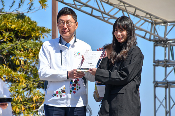 今治市合併20周年記念事業　グランドフィナーレ（今治エール大使　IMABALINA Ambassador　委嘱式）の写真 1