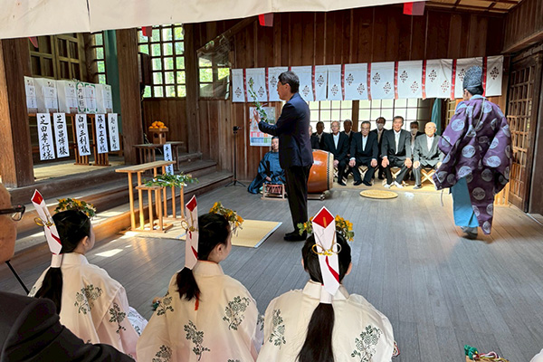 野間神社　神事の写真 1