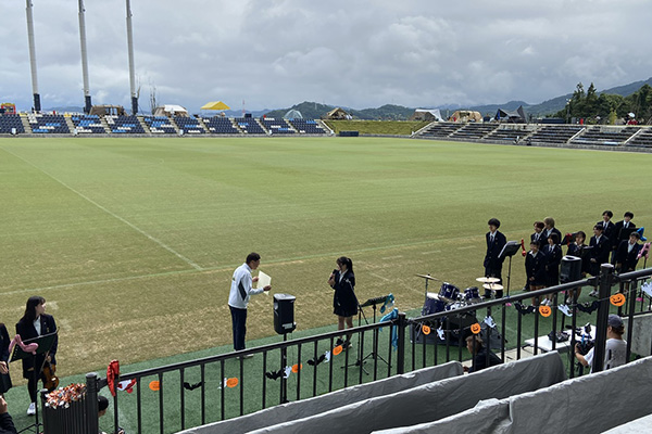 FC今治里山校　感謝状贈呈セレモニーの写真 1