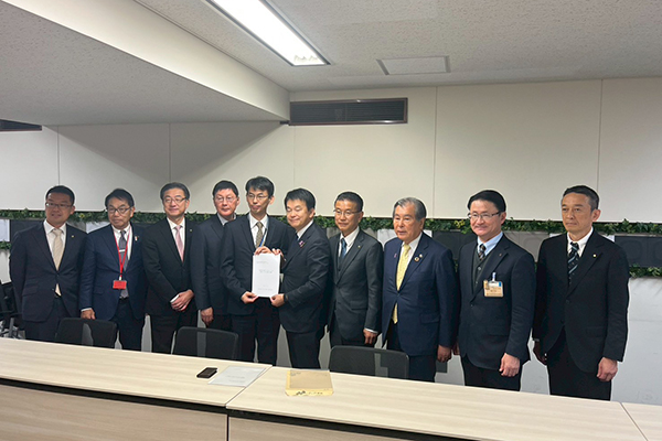 東京出張（要望活動）の写真 2