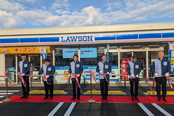 ローソン今治馬越町三丁目店様　オープンセレモニーの写真 1