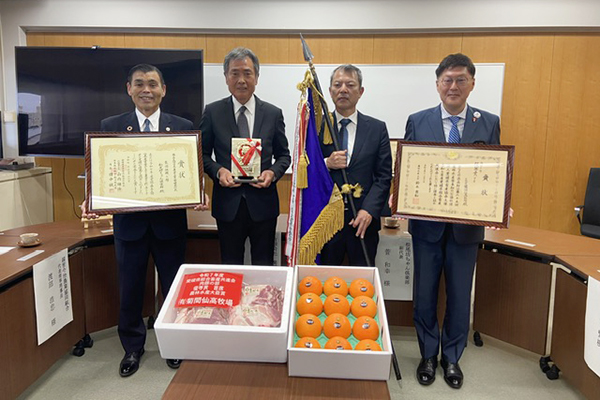 「第55回日本農業賞「集団組織の部」愛媛県代表選出および第65回農林水産祭農林水産大臣賞」受賞報告会（越智今治農業協同組合様）の写真 1