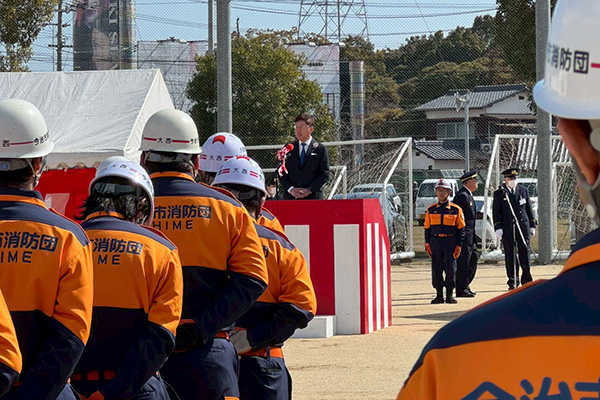 令和8年今治市消防出初式の写真 1