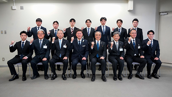 令和8年度新規採用職員辞令交付式の写真 2