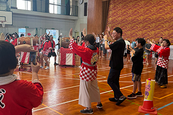 城東地区盆踊り大会の写真 1