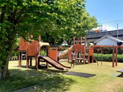 駅西公園の写真9