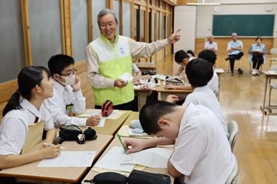 朝倉中学校の写真3